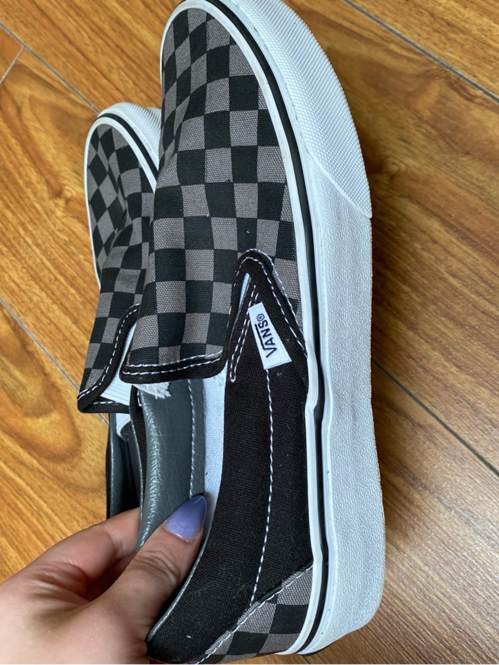 Vans - Picture 2 of 3